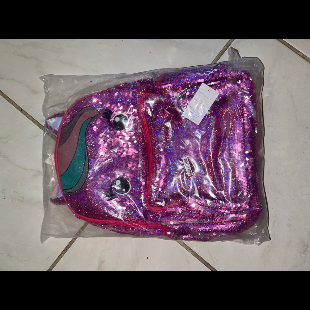 Girls Unicorn Sequins Backpack (Magenta)